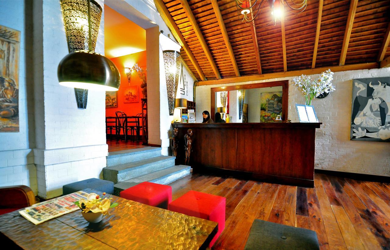 Rova Hotel Antananarivo Exterior foto